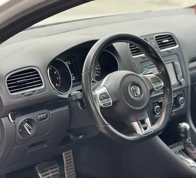 Volkswagen Golf GTI 2012 VIN WVWFD7AJ5DW106574 фото оголошення 4 з 5