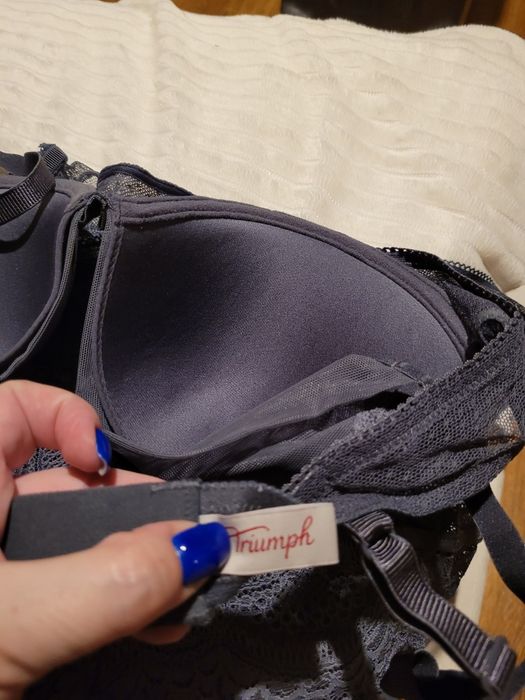 Zestaw bielizny damskiej triumph  85b stringi i figi L i XL NOWE