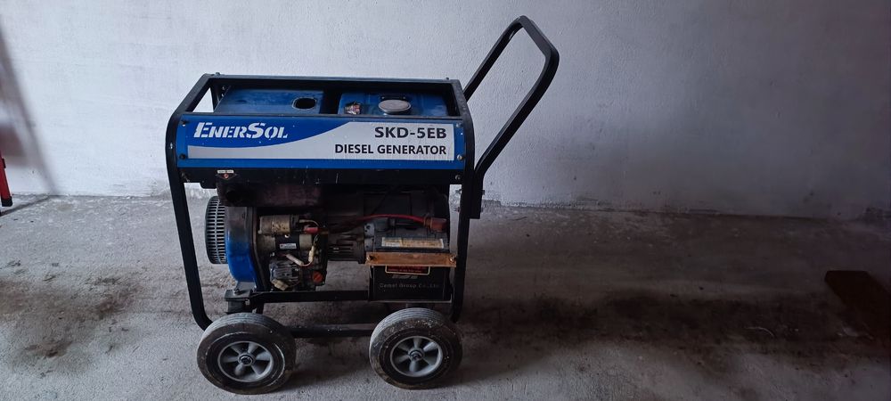 Продам дизельний генератор