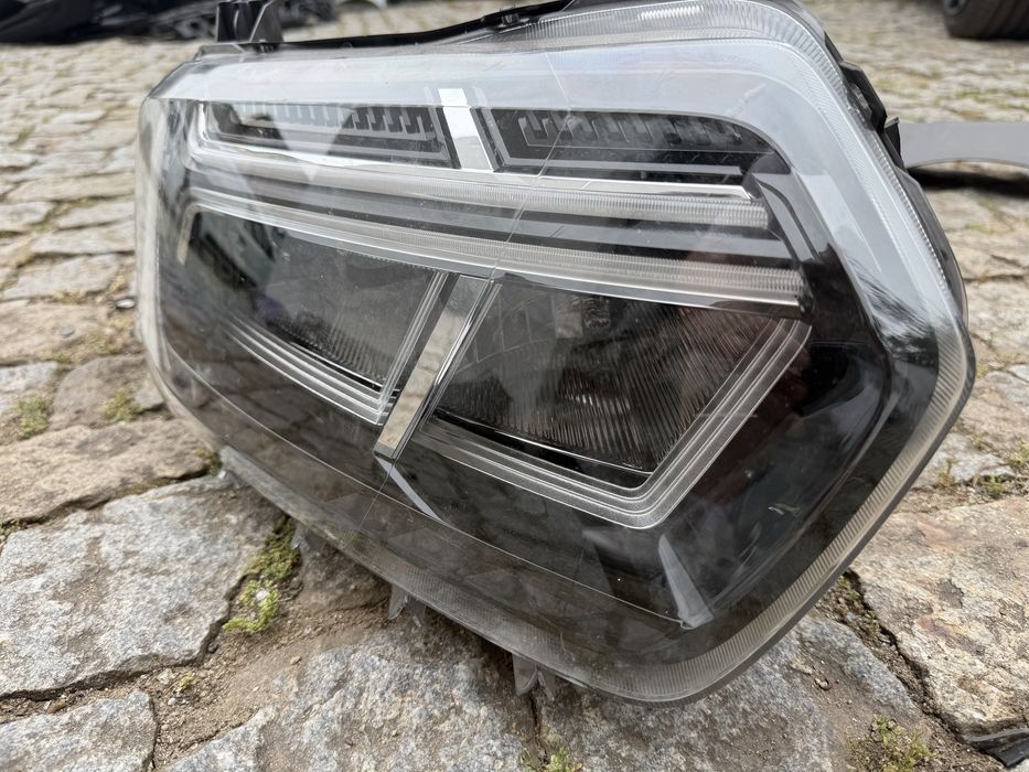 Optica dacia Duster