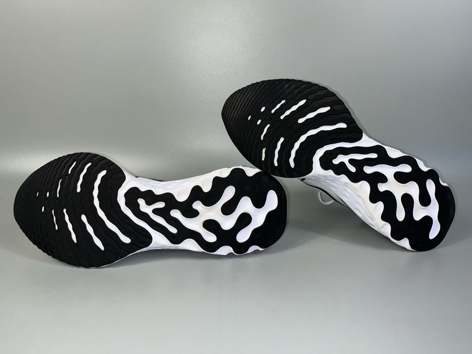 Кросівки Nike React Infinity 40 розмір (по стельке 25 см)