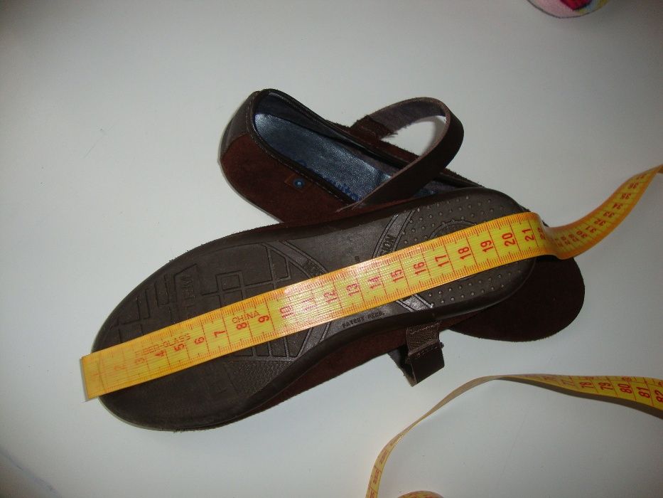 Sapatos da Conguitos castanhos 32 Botas de cano alto 34