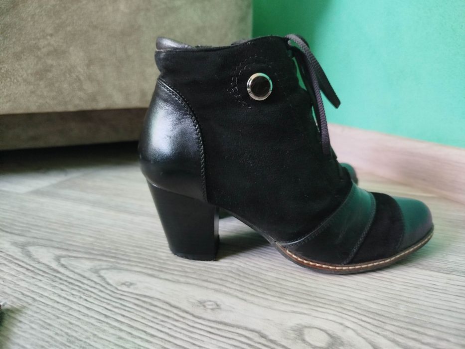 Шкіряні черевики фірма Comfort