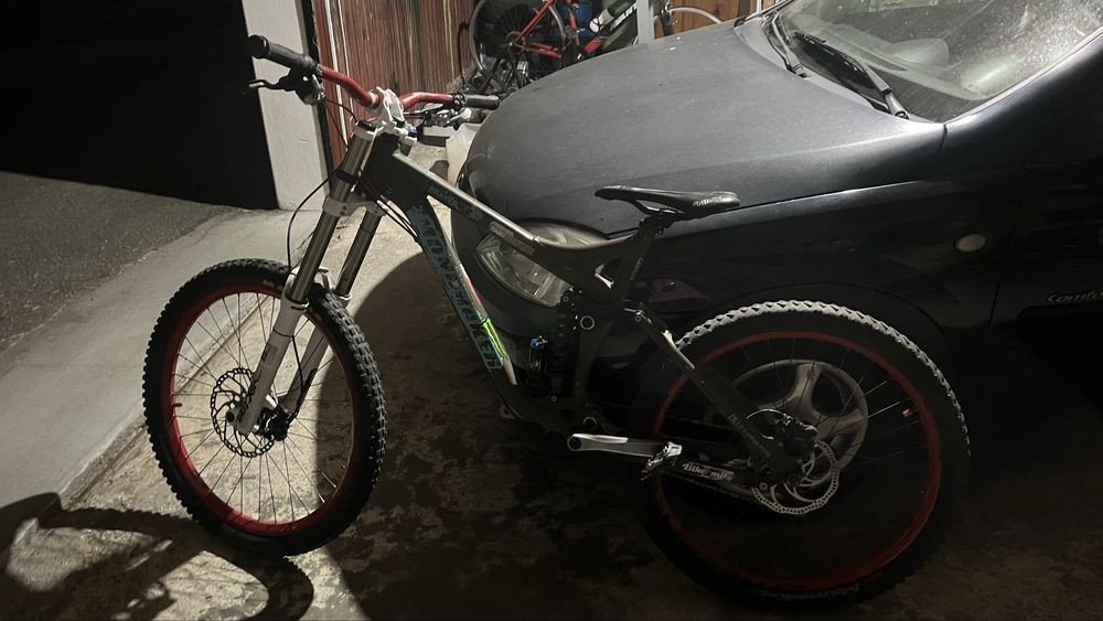 bicicleta de downhill