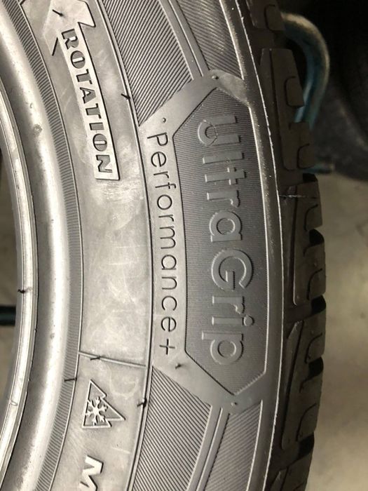 Шини 215/60/16-4 шт Goodyear Ultra Grip
