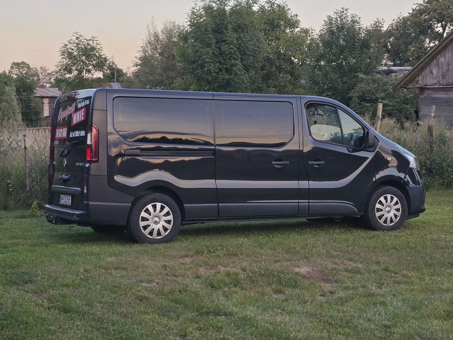 Wynajmę busa Renault Trafic 9 osobowy