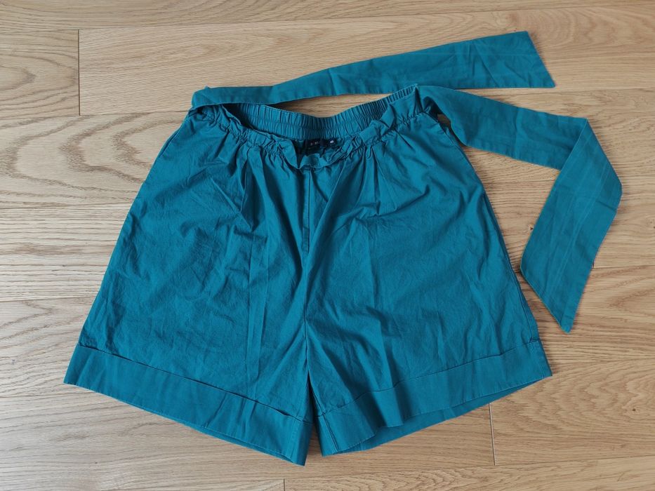 Krótkie spodenki szorty Monnari 40 L