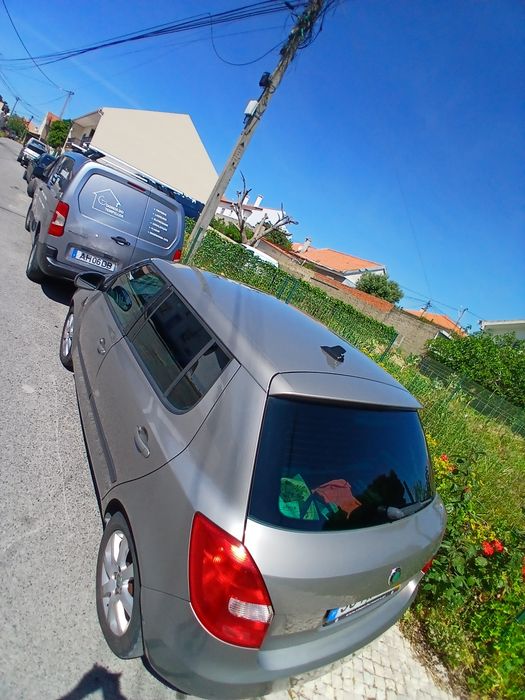 Skoda fabia vários extras