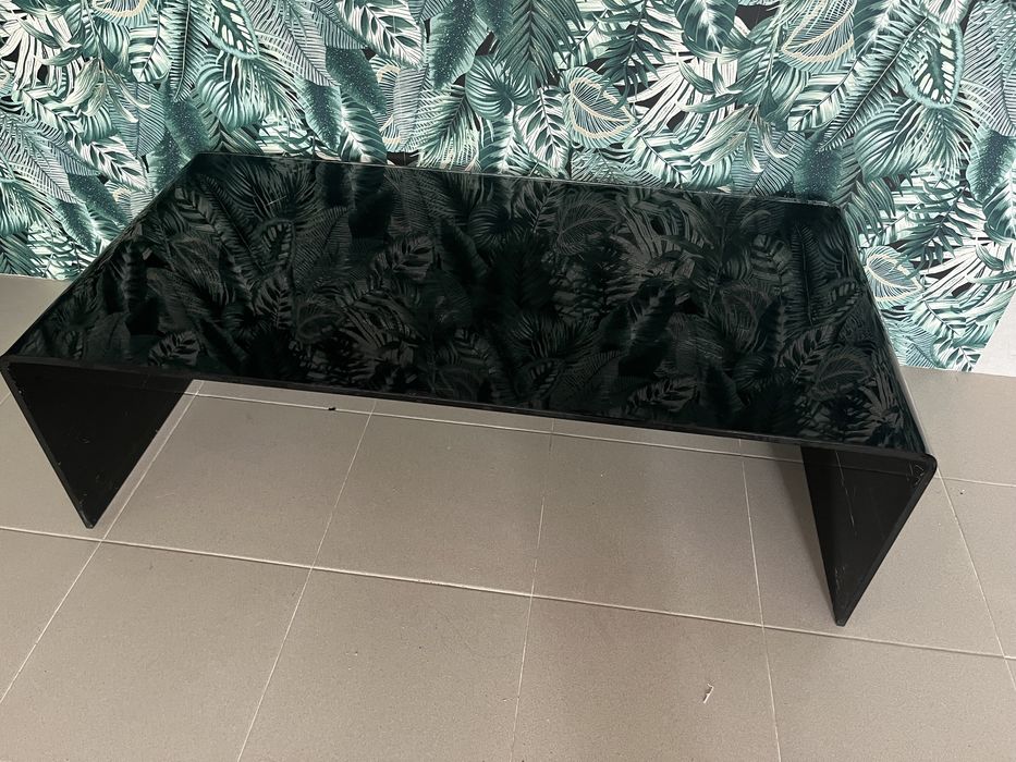 Mesa de centro de vidro preta