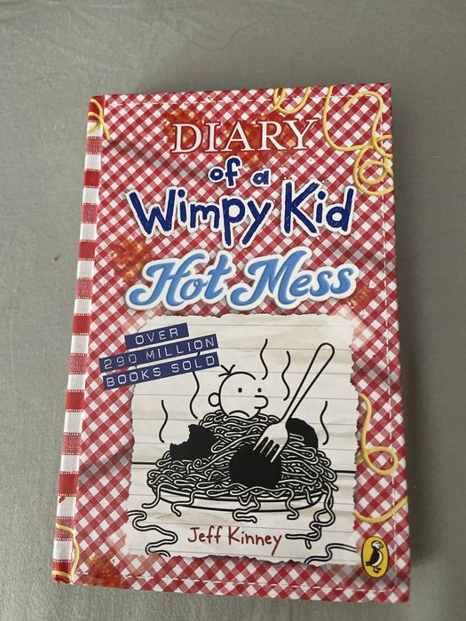 ( NEW NOVO ) Diary of a wimpy kid - HOT MESS !! In English