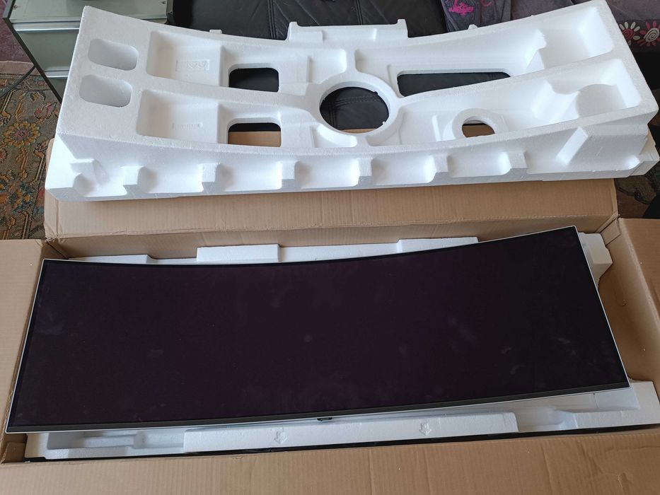 Samsung galaxy odyssey g9 monitor oled