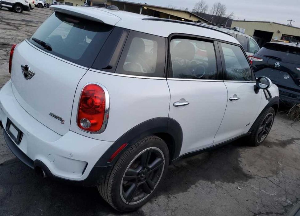 Четверть Mini cooper COUNTRYMAN R60, Міні купер Р60 запчасти б/у