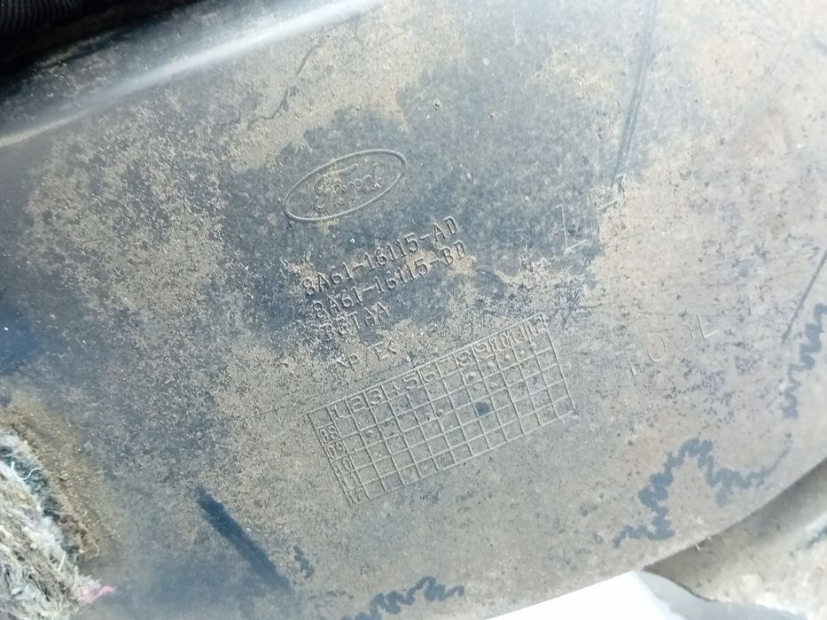 Cava roda frente esquerda FORD Fiesta VI (CB1, CCN)