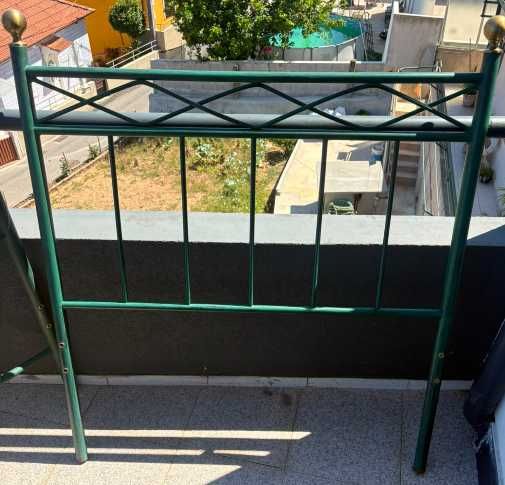 Cama de Ferro Antiga
