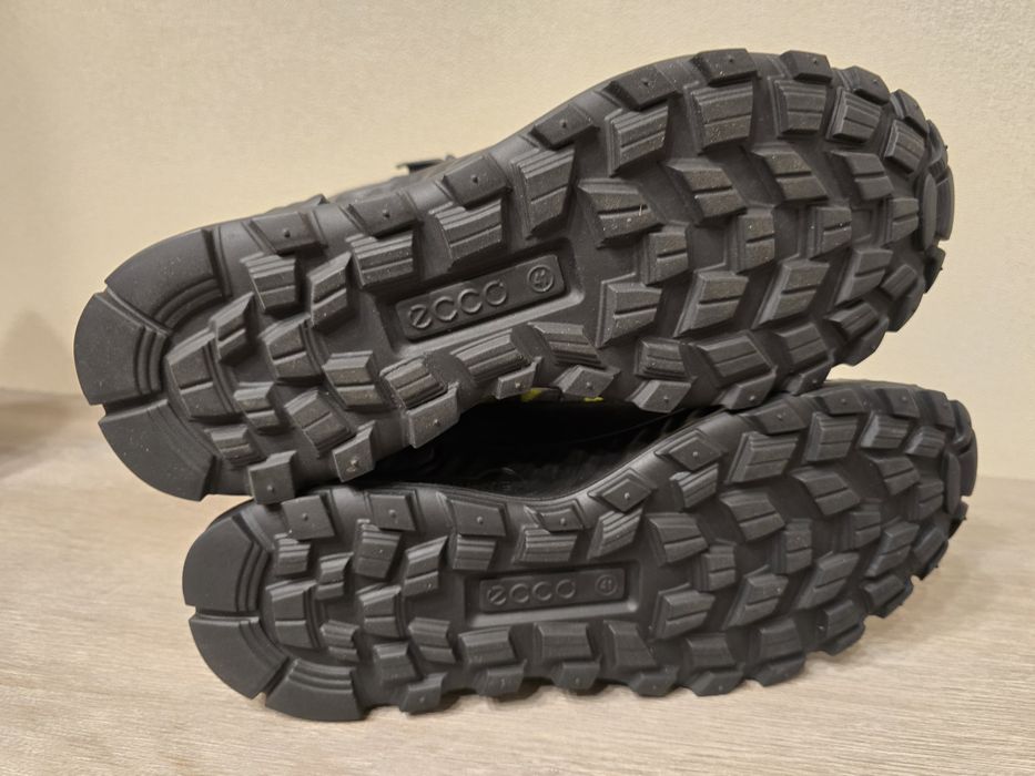 Новые ботинки ECCO Exostride (83389452012) 41р.