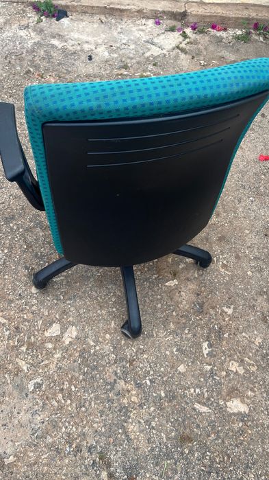 Cadeira de escritório azul