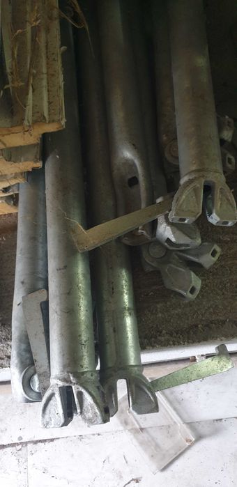 Estrutura Para Andaime Galvanizado - Em ótimas condições.