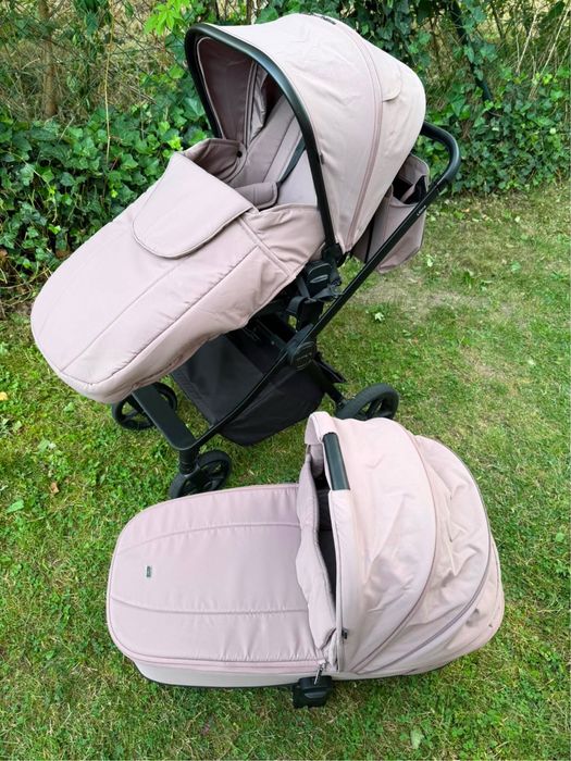 Wózek dziecięcy Carrello Ultra 2w1  2025r