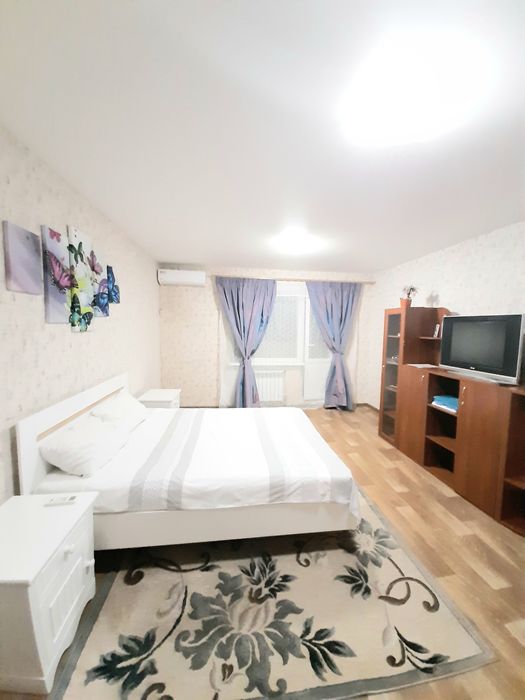 Посуточно недорого 1к кв, раздел.сп.места.Позняки, Дарницкий р-н