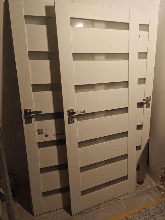 Skrzydła drzwiowe białe kilka sztuk