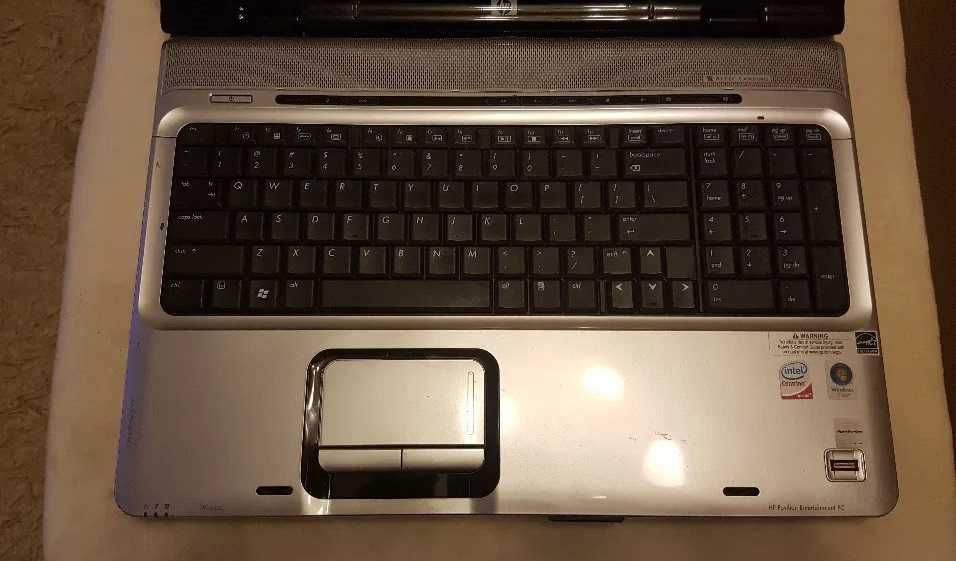 Laptop HP Pavilion DV9700 Uszkodzona karta graficzna, uruchamia się