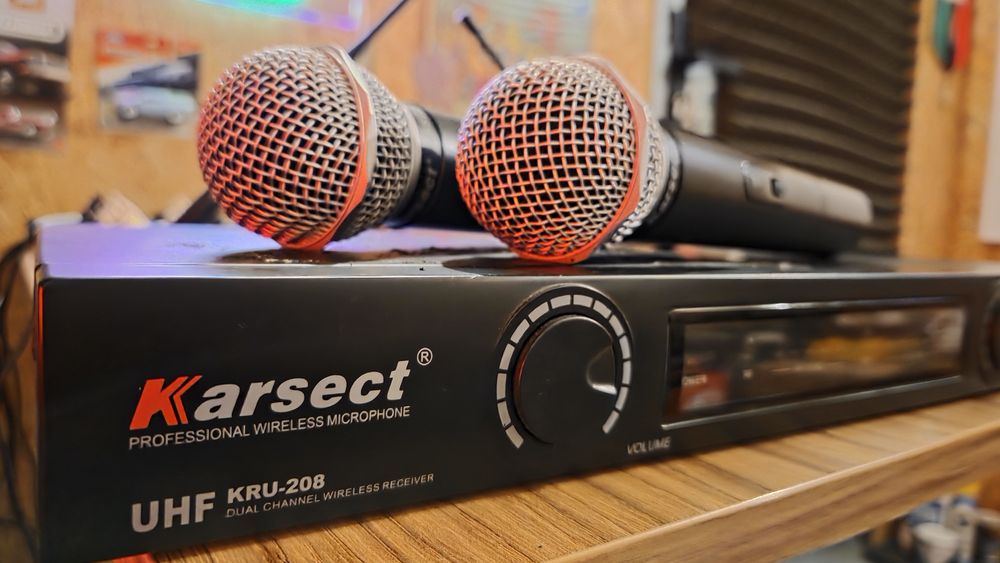 Mikrofony bezprzewodowe Karsect UHF KRU 208.