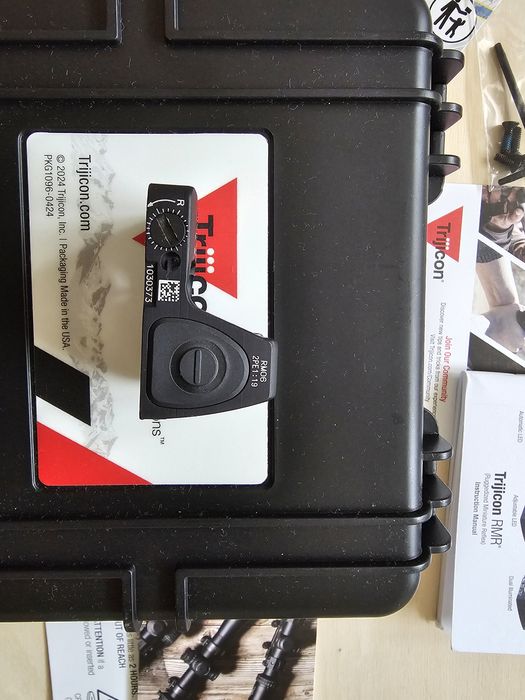 Oryginalny kolimator Trijicon RM06