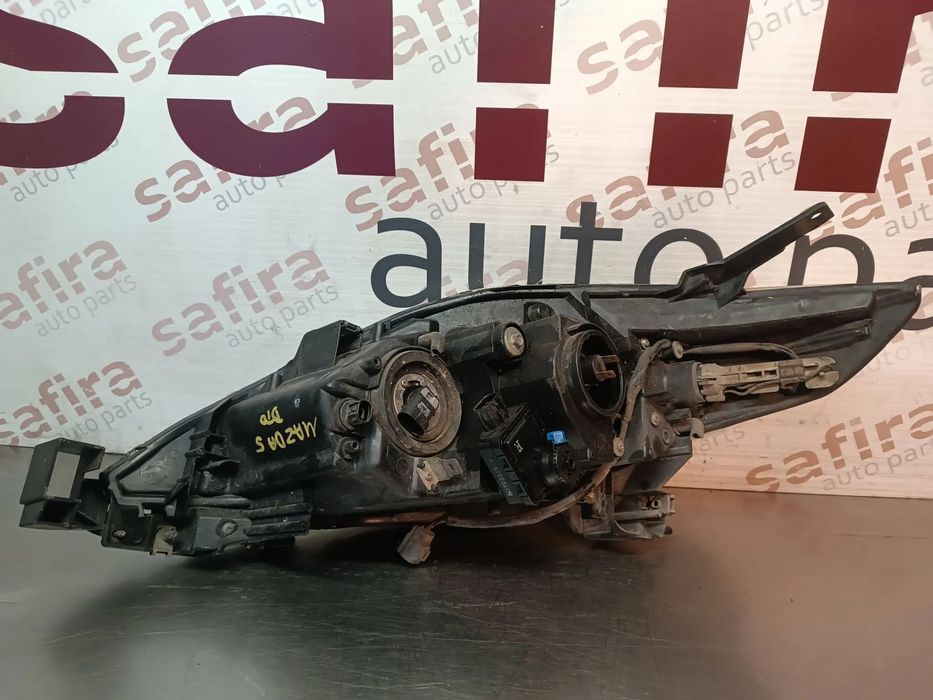 ÓTICA / FAROL MAZDA 5 - ESQUERDO / DIREITO