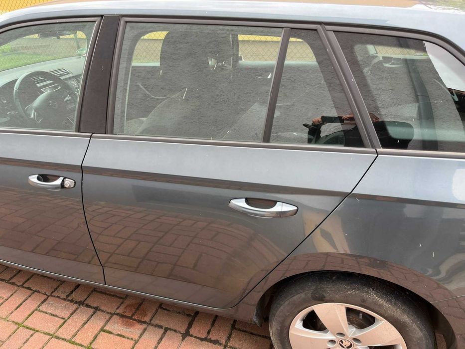 drzwi tył tylne tylnie lewe skoda fabia iii 3 6v9 kombi 2014-2021 lf7y f6f6