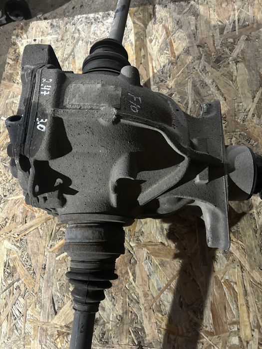 Редуктор задній мост на BMW F10 F11 530d N57 2.47