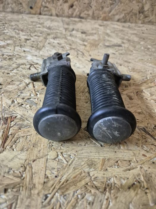 Stopki podnozki pasażera mz etz 150