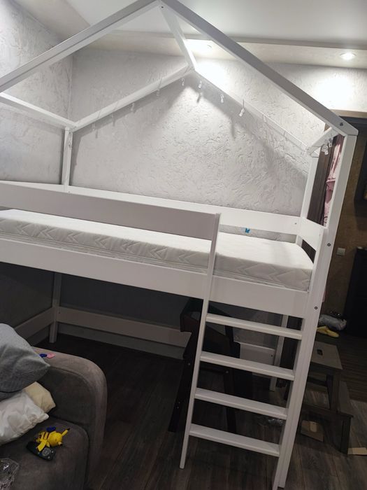 Ліжко дитяче горище з дахом матрацом кровать чердак двоповерхове домик