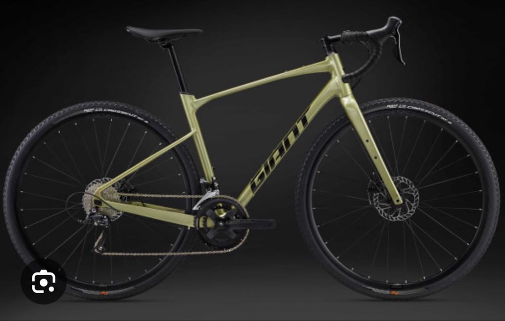 Rower gravel Giant Revolt 2