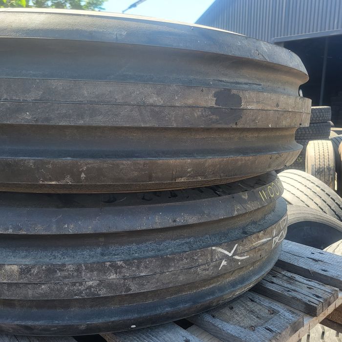 Шини 11.00 - 16  11.00 R16 Superking (Індія) 8PR — стан нових, 2 шт