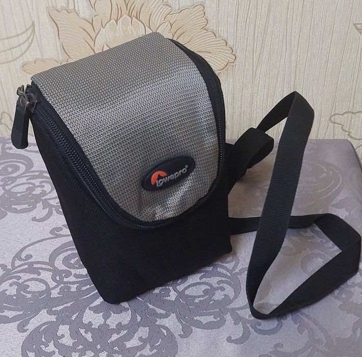 SONY handycam DCR-SR100E