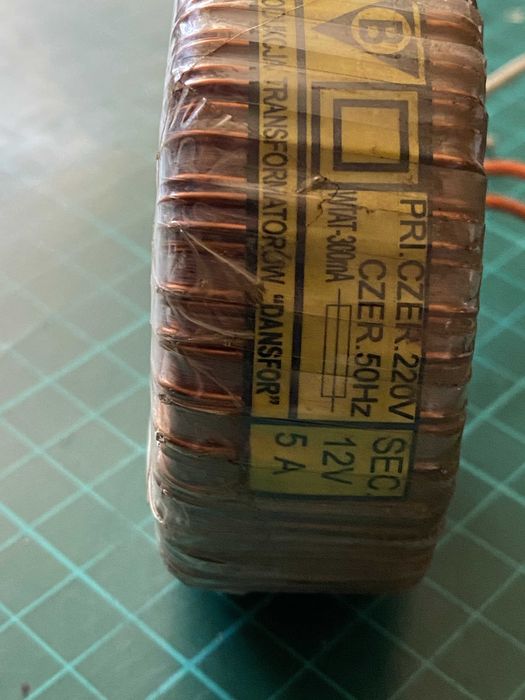 mały transformator toroidalny 60W/12V/5A sprawny