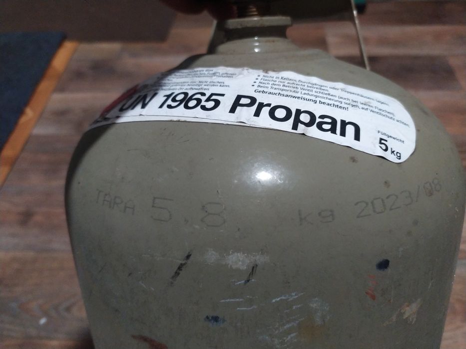 Газовий балон 12л