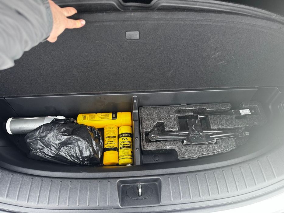 Продам авто Hyundai Santa Fe 2022 року