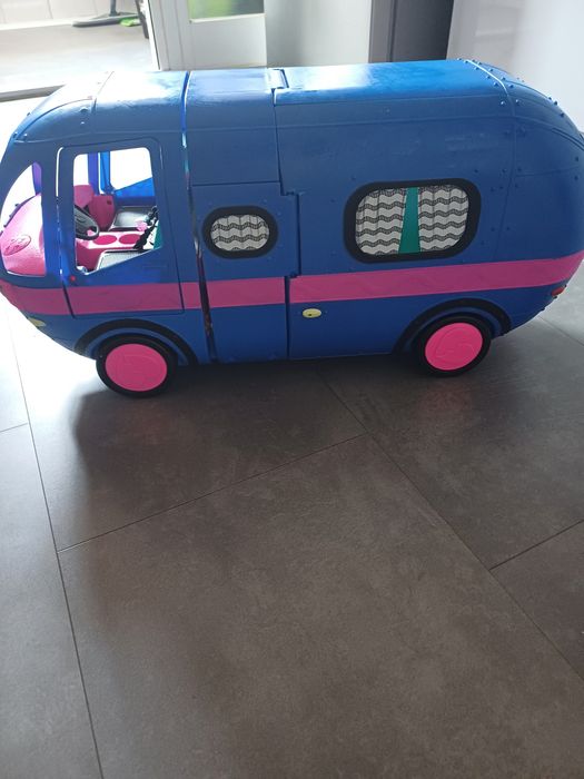 Caravana da LOL Surprise