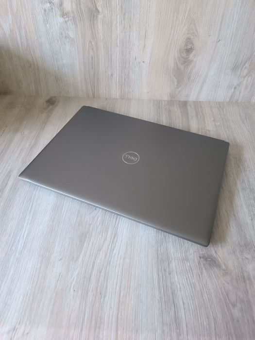Ноутбук Dell Vostro i7 1260P 16 по 4.7Ghz 16GB SSD 512GB Iris XE 16" WUXGA