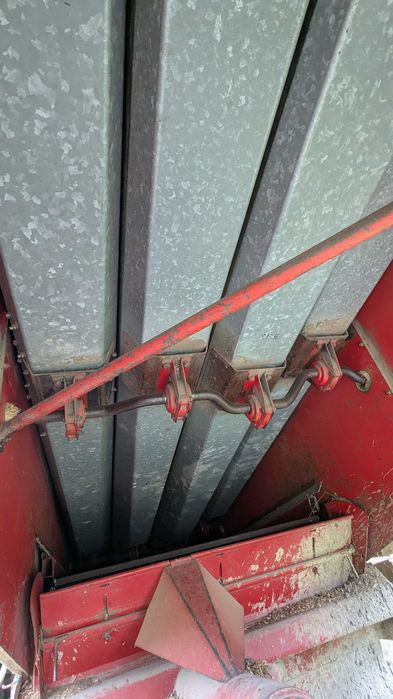 Комбайн International 431 Інтернаціонал зернозбиральний Терміново!