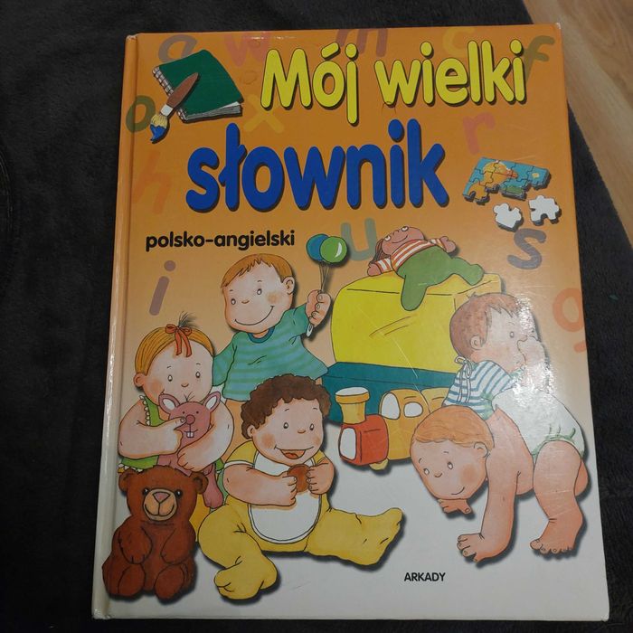 Mój wielki slownik polsko-angielski.