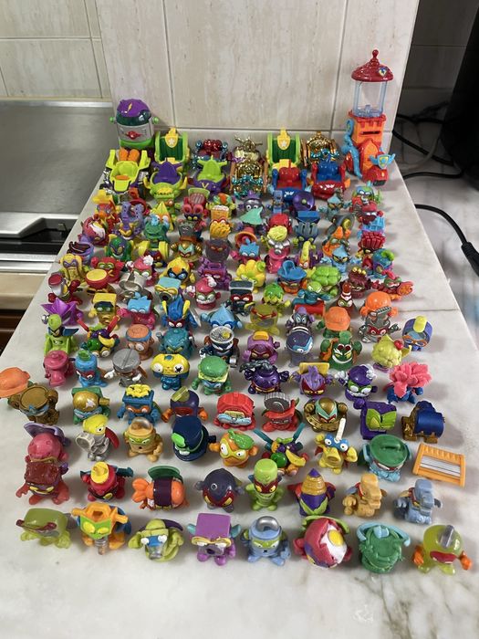 Superzings Superthings +110 mini figuras Lote Coleção e veiculos