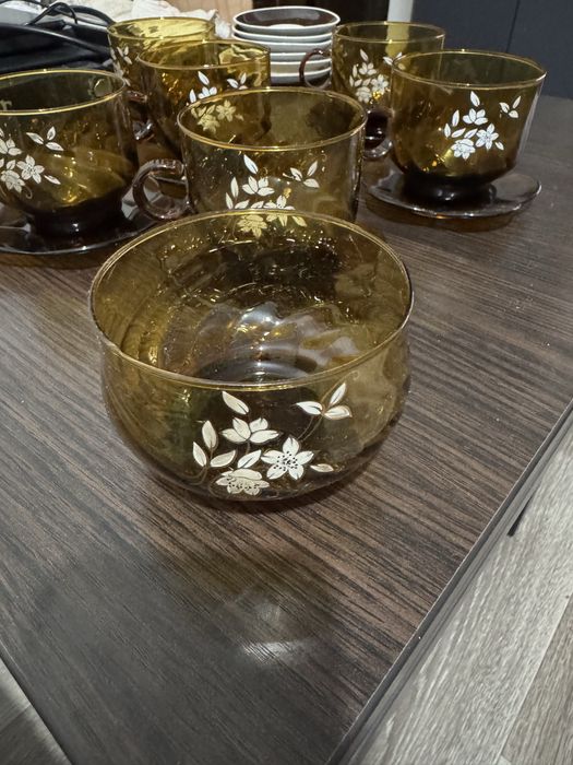 Набір чайних чашек з блюдцем