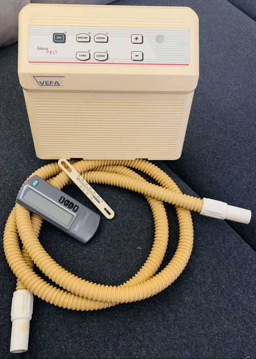 Poltrona + Luminária +Máquina de Massagem