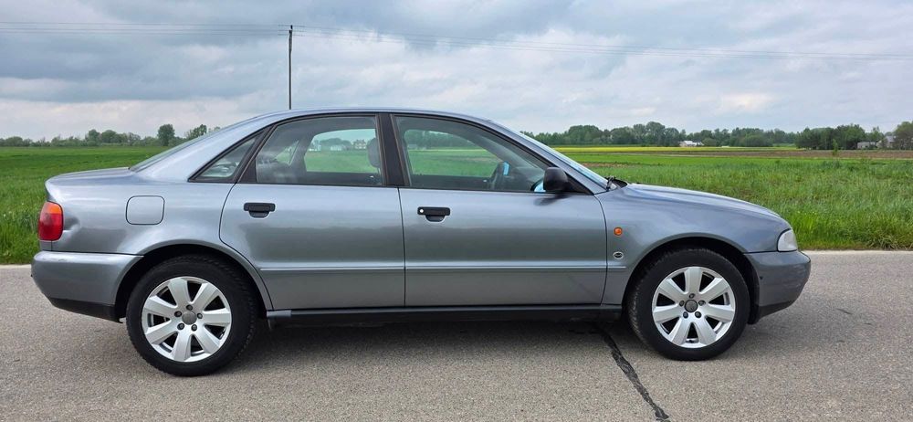 Audi a4 B5 1.9tdi 1995r przebieg 100000km