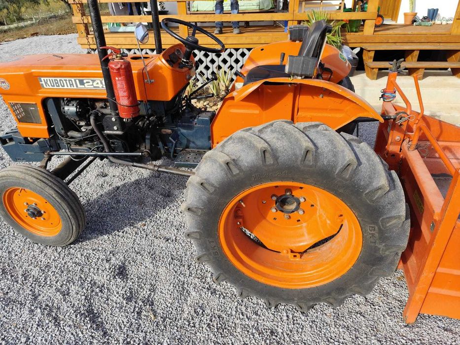 Trator Kubota L245 25CV