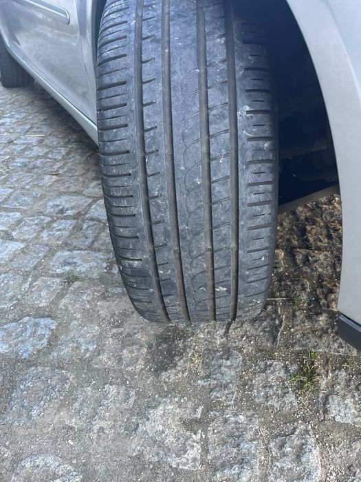 Jantes Dezent 18 com pneus