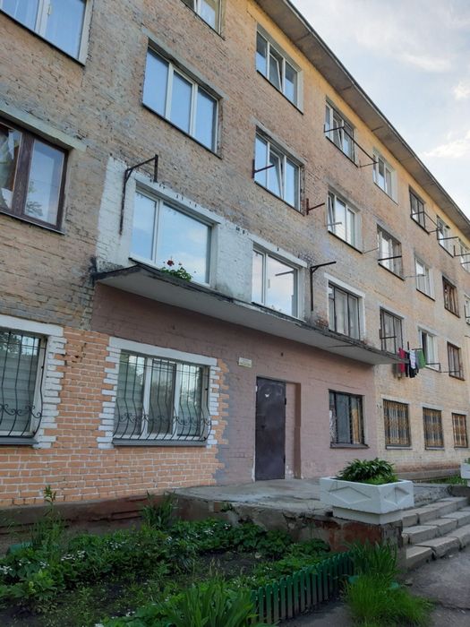 Продаж кімнати 18 м2  з ремонтом ЦЕНТР