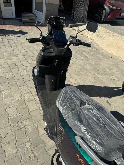 РОЗПРОДАЖ / Електроскутер GTM N-MD 1200 1200W 72V 20Ah